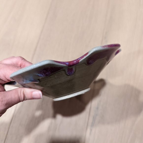 Handcrafted Ceramic Bowl - Picture 4 of 8